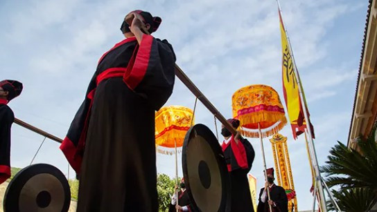 西安高橋墓園鯨魚溝費(fèi)用 電話 價格