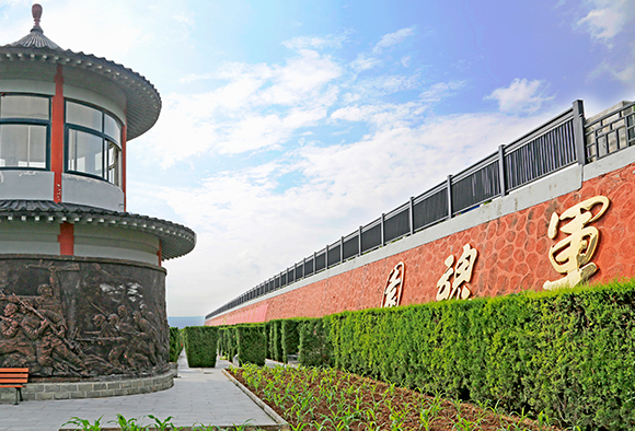 西安霸陵墓園新區(qū)特色功勛園、軍魂園、園丁園、公益園